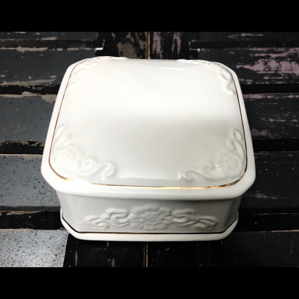 PAUL SEBASTIAN Vintage Limited Edition Trinket Box